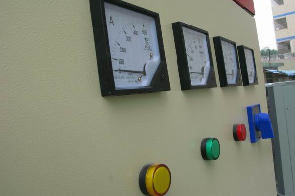 桂阳配电柜-3683讲讲配电柜注意事项